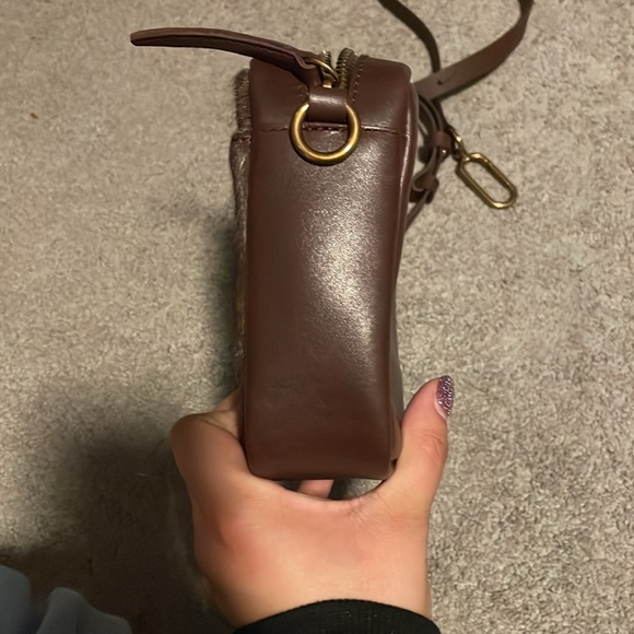 Brown leather Madewell camera bag. Calf hair on one side, smooth leather other - Picture 5 of 9